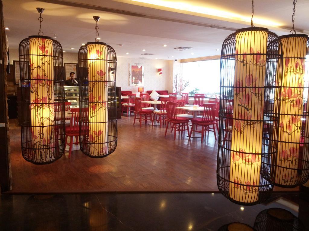 Best Western Plus O2 Indore Extérieur photo