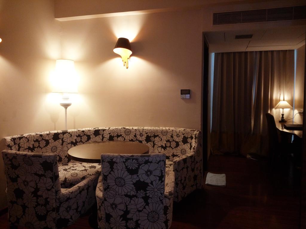 Best Western Plus O2 Indore Extérieur photo