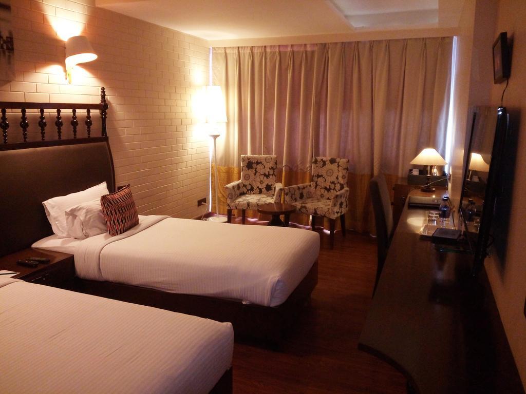 Best Western Plus O2 Indore Extérieur photo